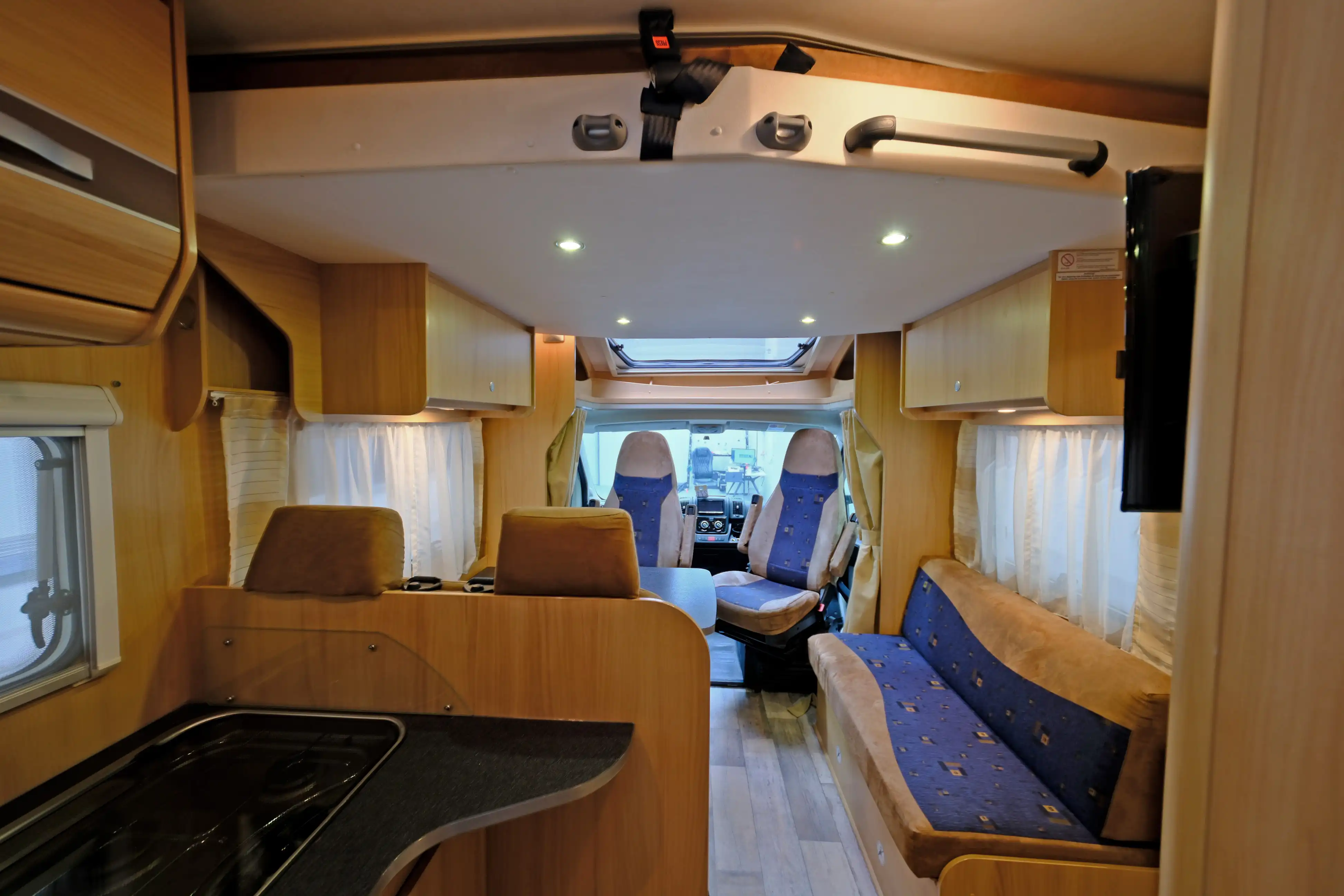 SUNLIGHT T 67